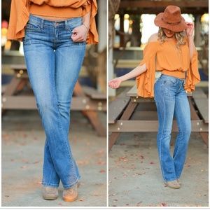 Medium wash bootcut jeans